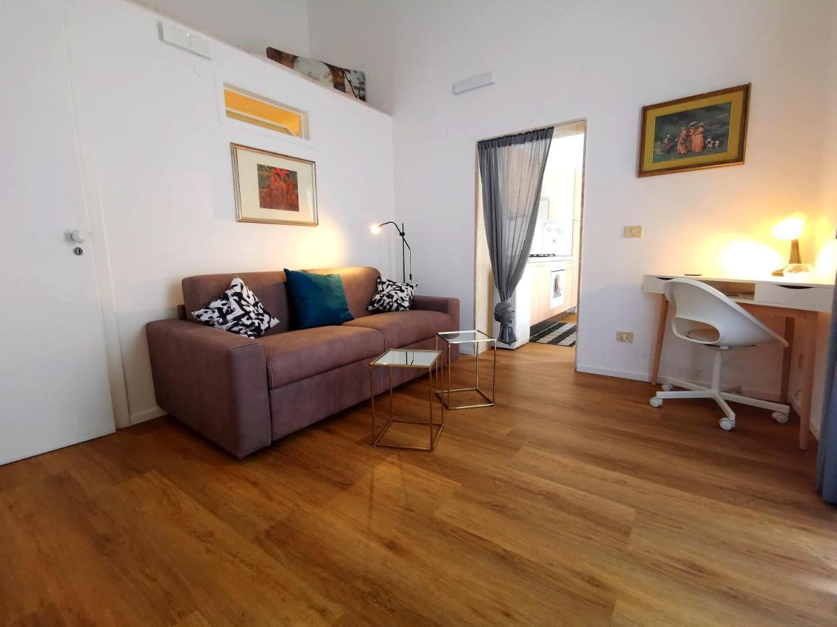 Mercantile Dimora Storica "La Gioconda" Bari Extérieur photo